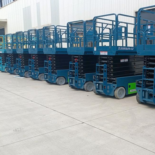 欣奥智能高空车 魏清霞131551883