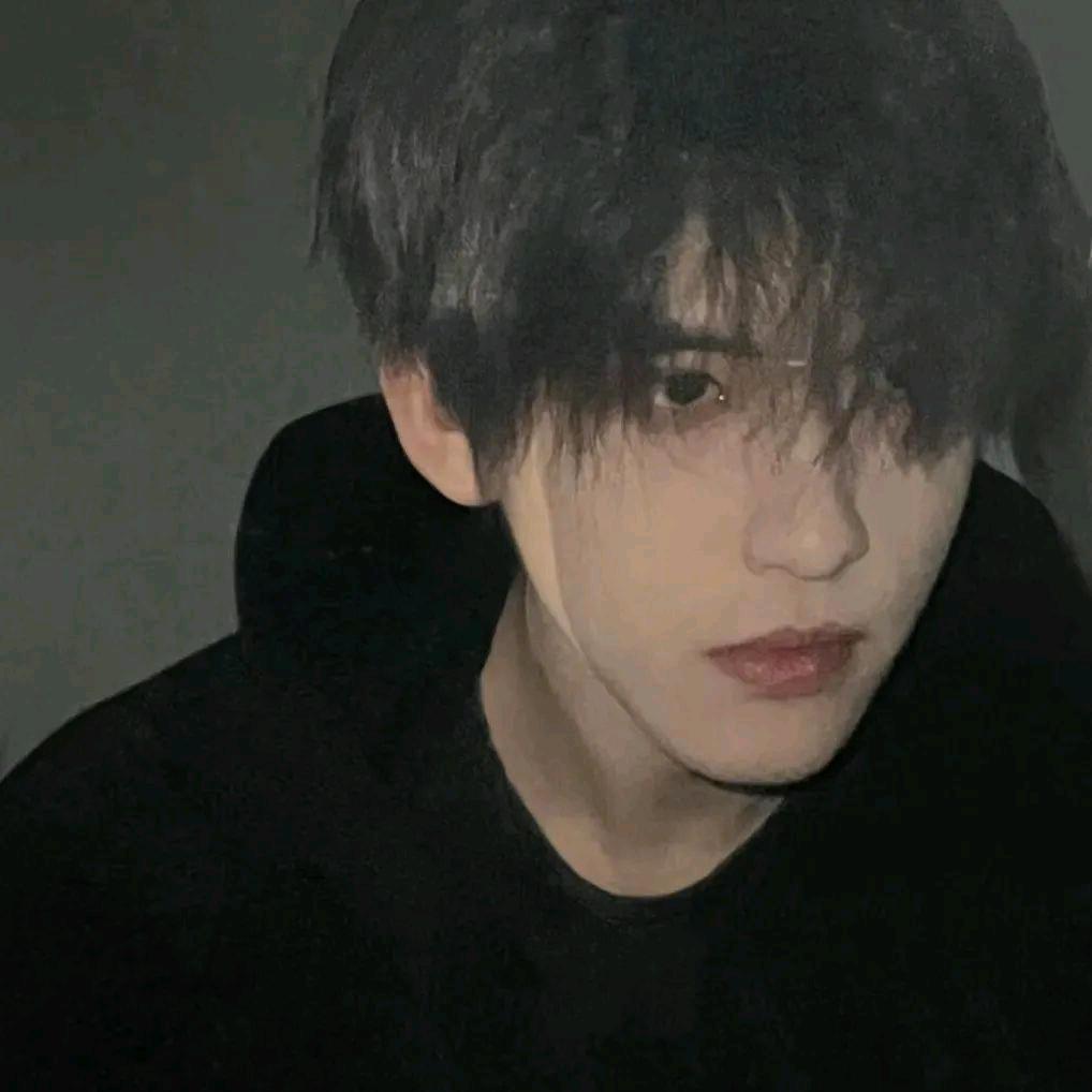 爽文：重生之成为男二绑女主反杀男主