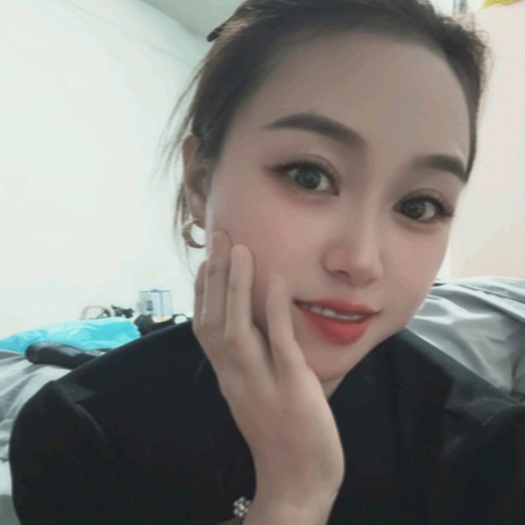 唯薇👑