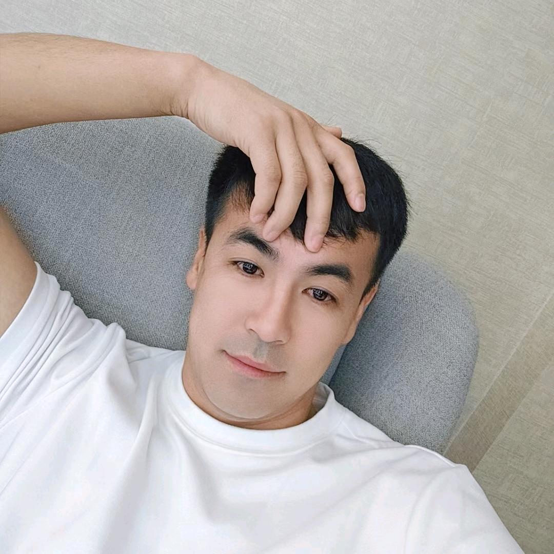 跨越婚庆工作室