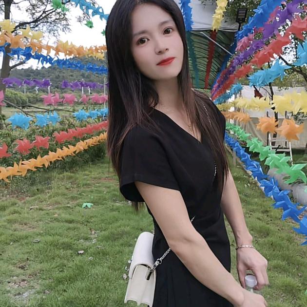 ᰔᩚ傻丫头࿐ᩚ    建材家具小姐姐