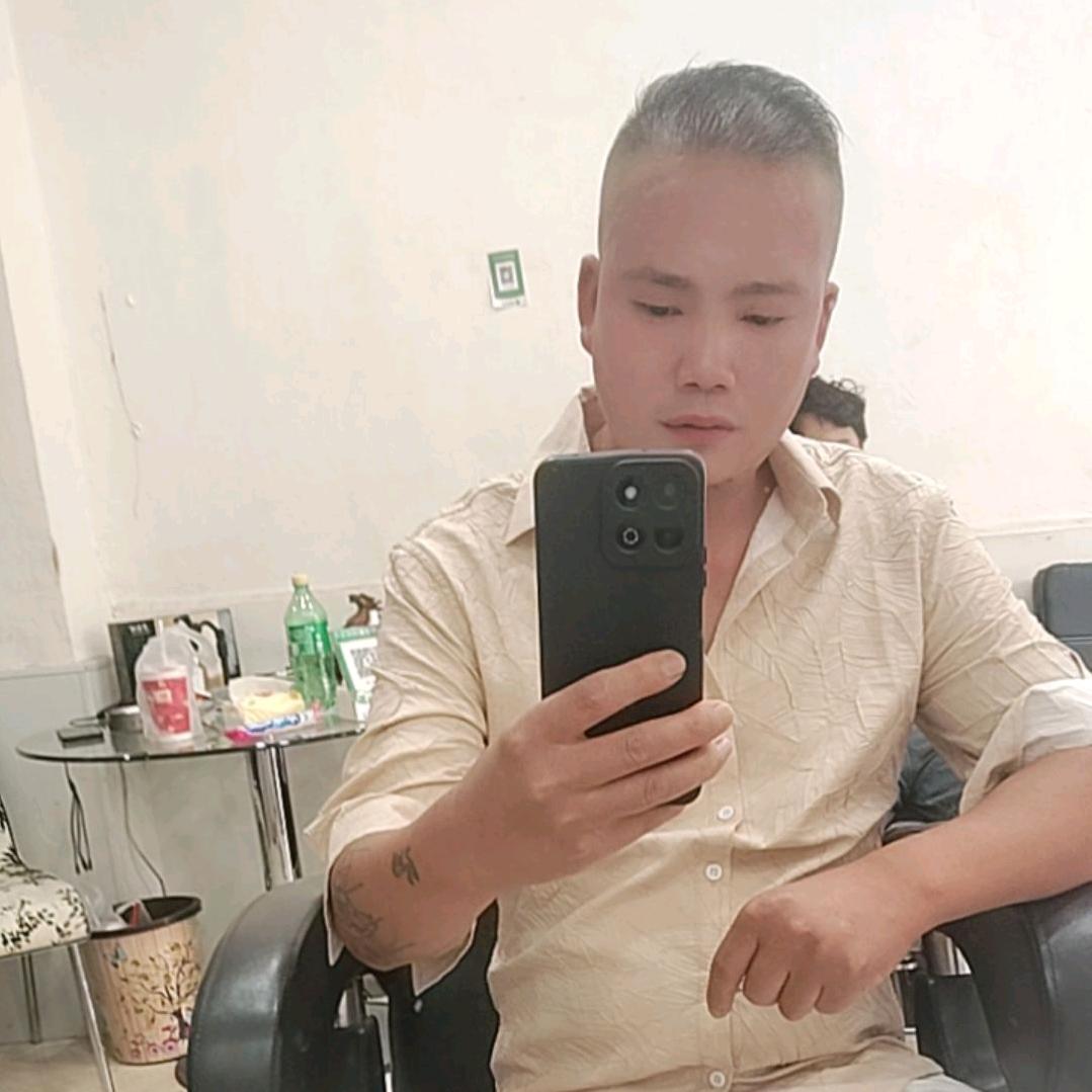 半身缘《单身凯少》