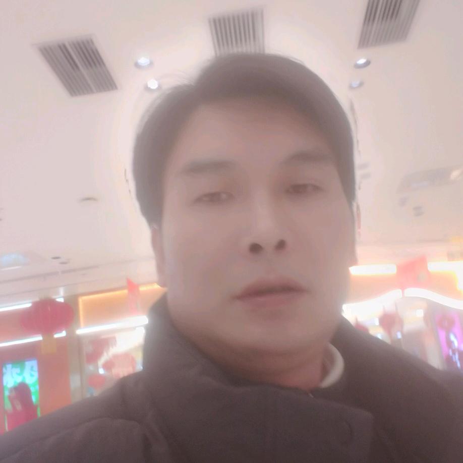 康哥，不求大富大贵，只求一生平安就好，