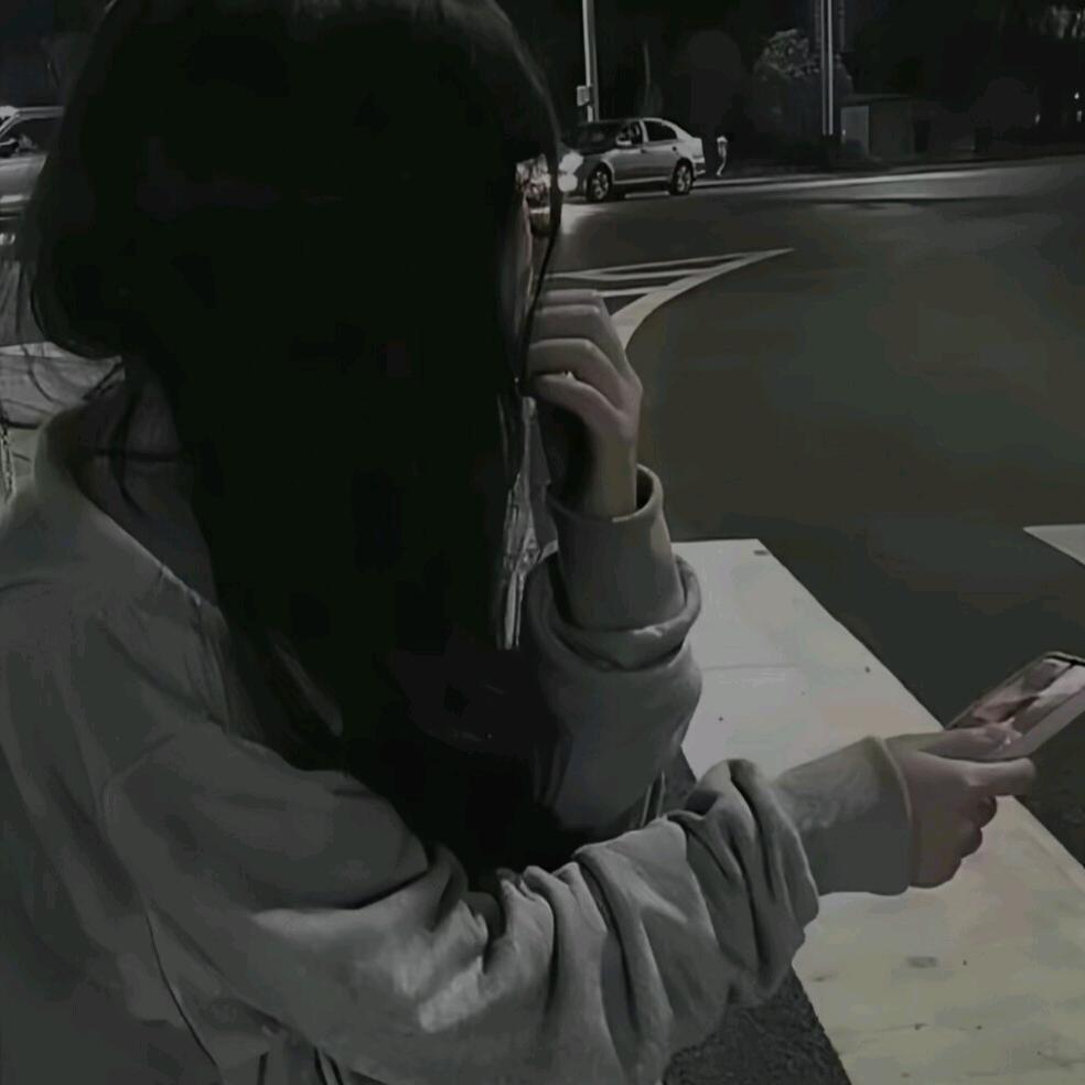 🐷🐷女孩