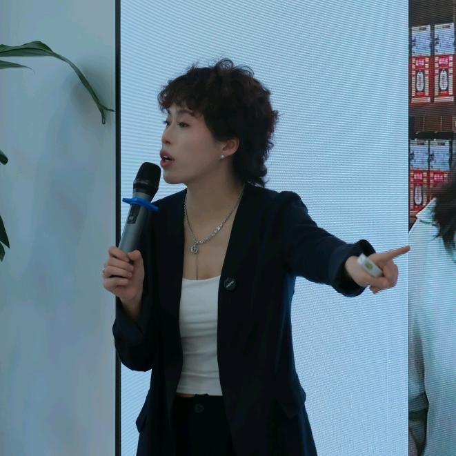 交付晶智圈