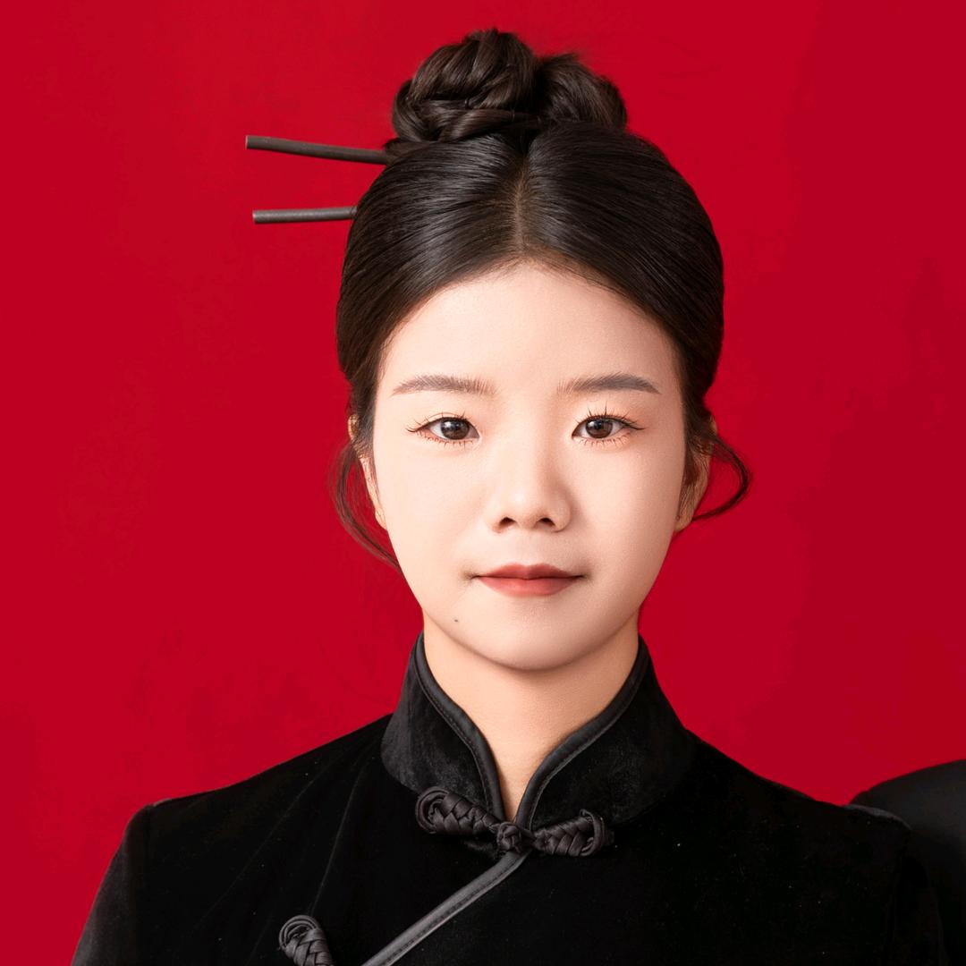 一个卖地磅的小姑凉