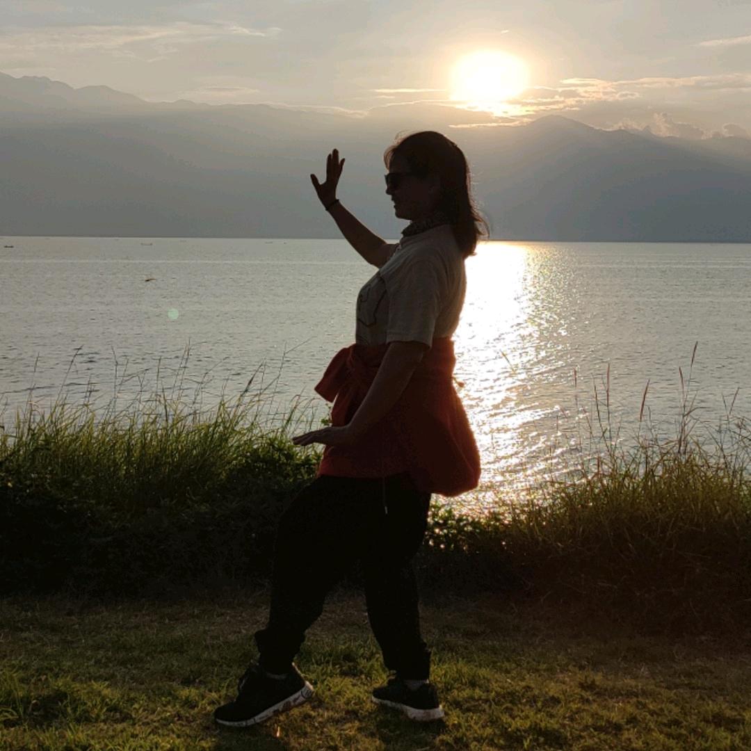 山里一人