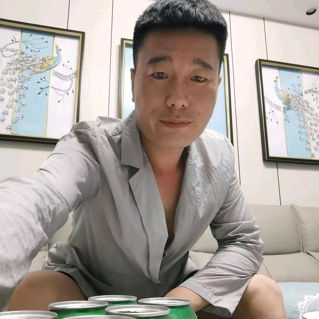 李先生，