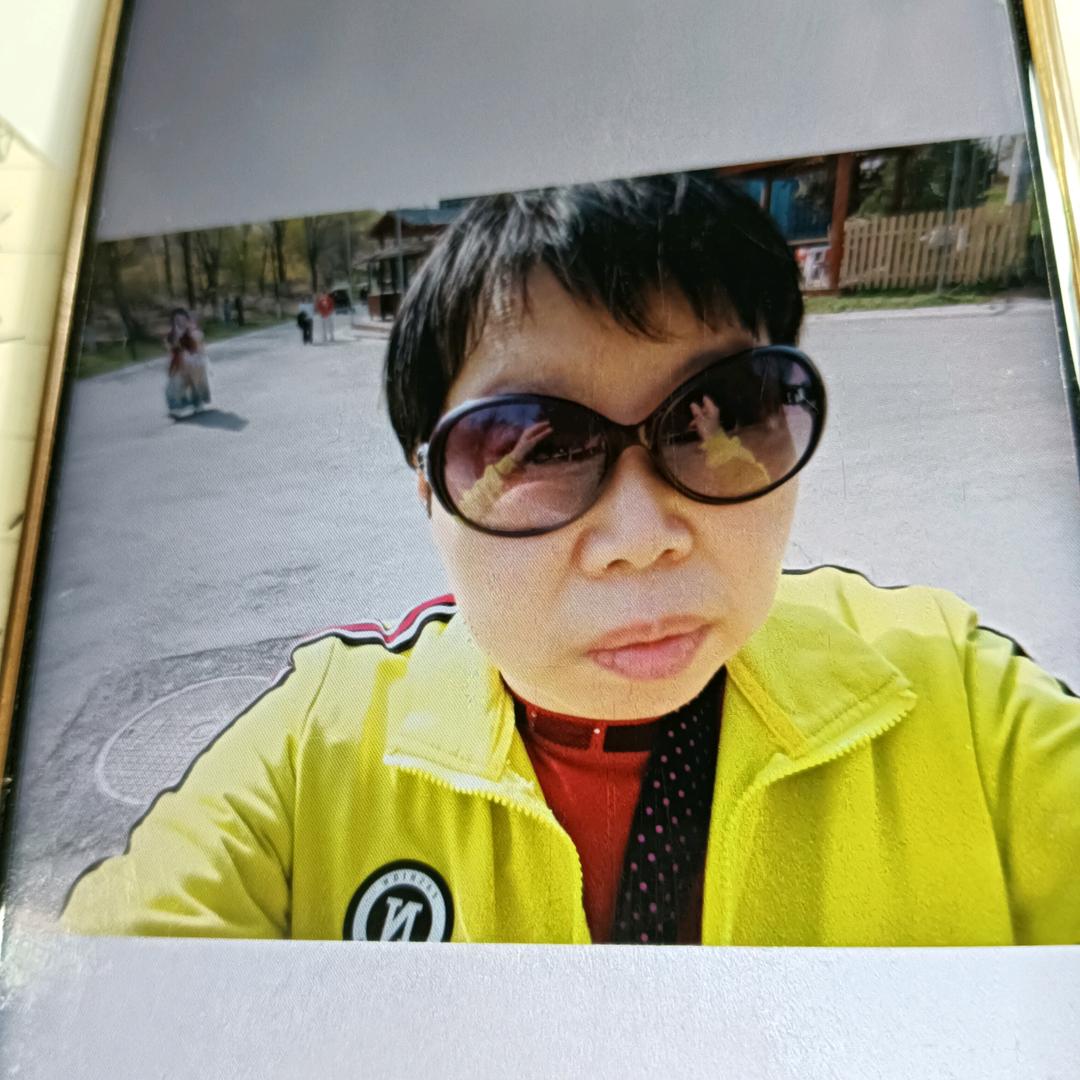 腊梅很努力