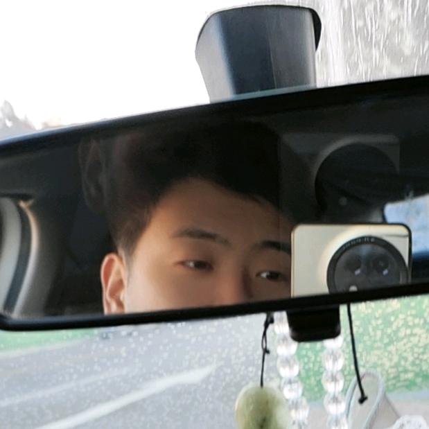 莫离