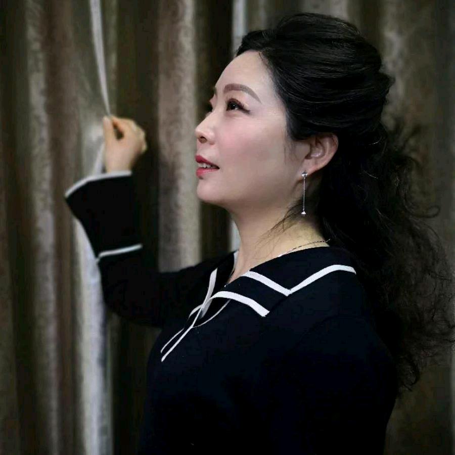 六月三
