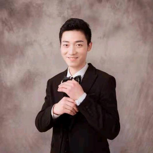 我是小龙哥（米糕）