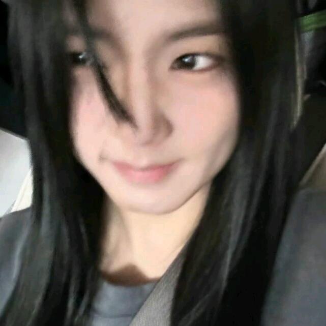 小小小小娟^.