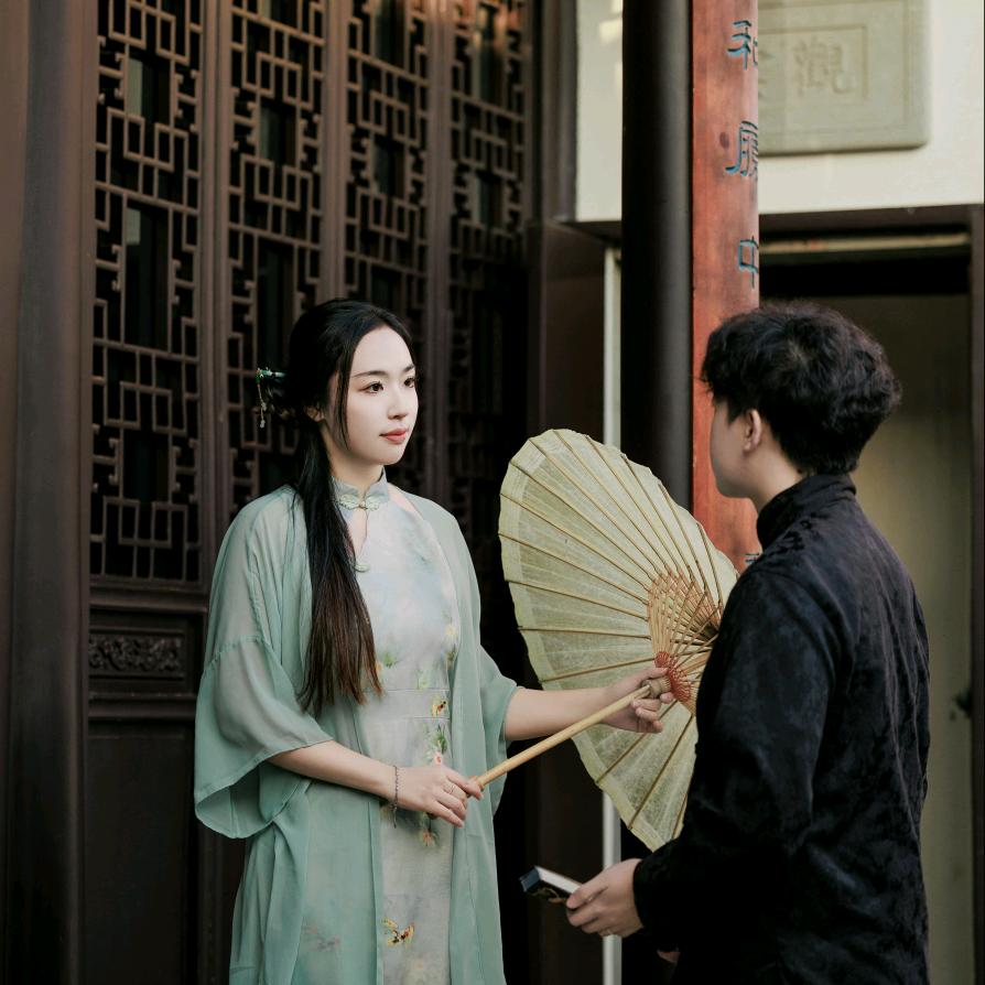 睡得早爱小齐