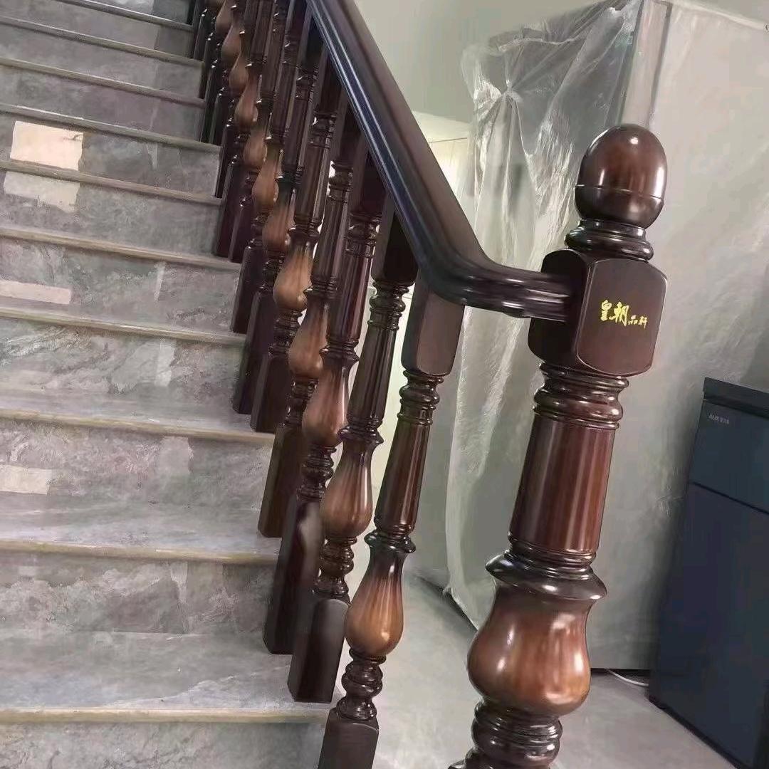 孟定实木楼梯批发