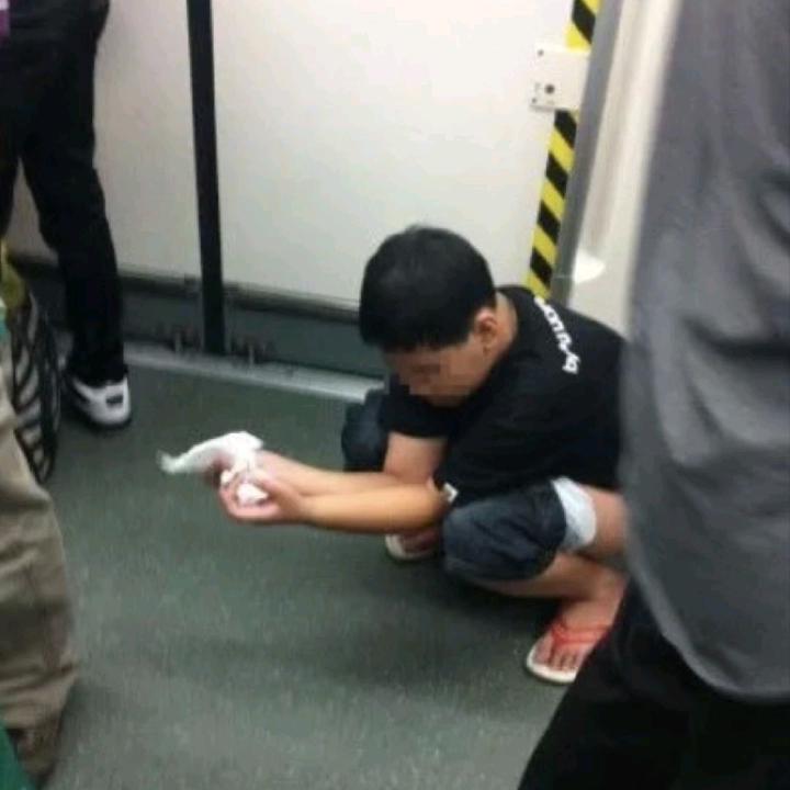 孩在拉史