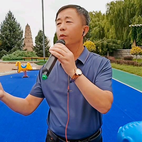 偏关老艺人汇丰钟表