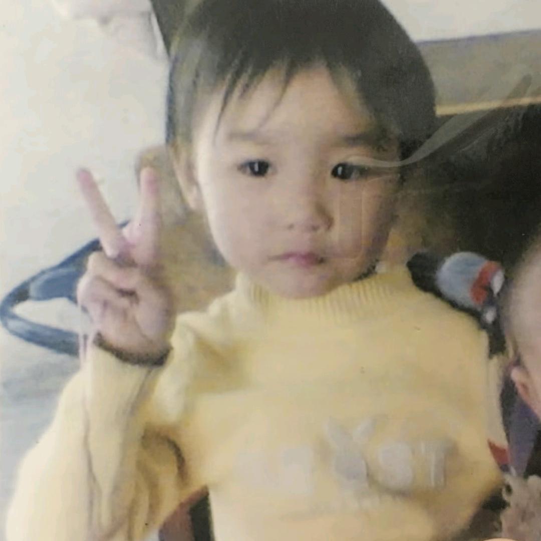 小熊饼干合合欢欢