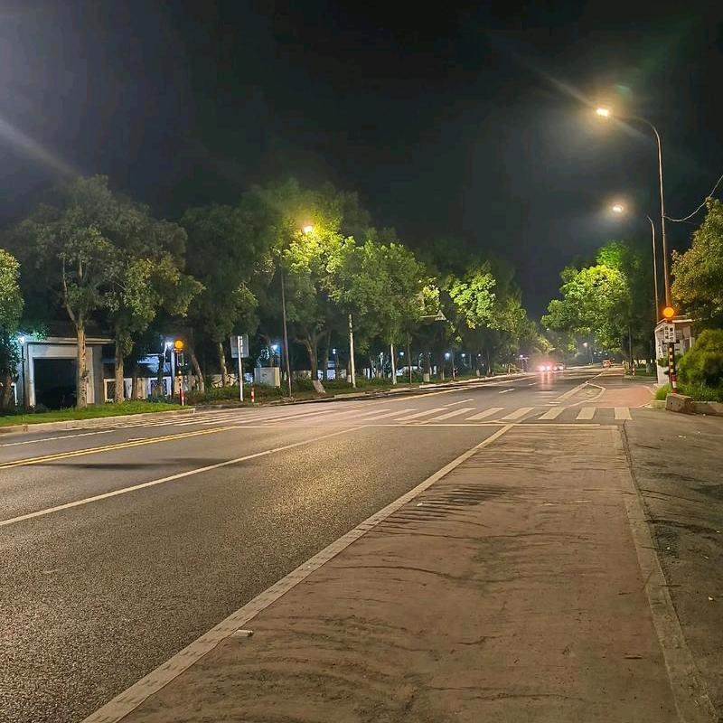 暗夜行者之光