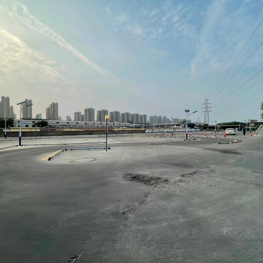 国大驾校～章经理