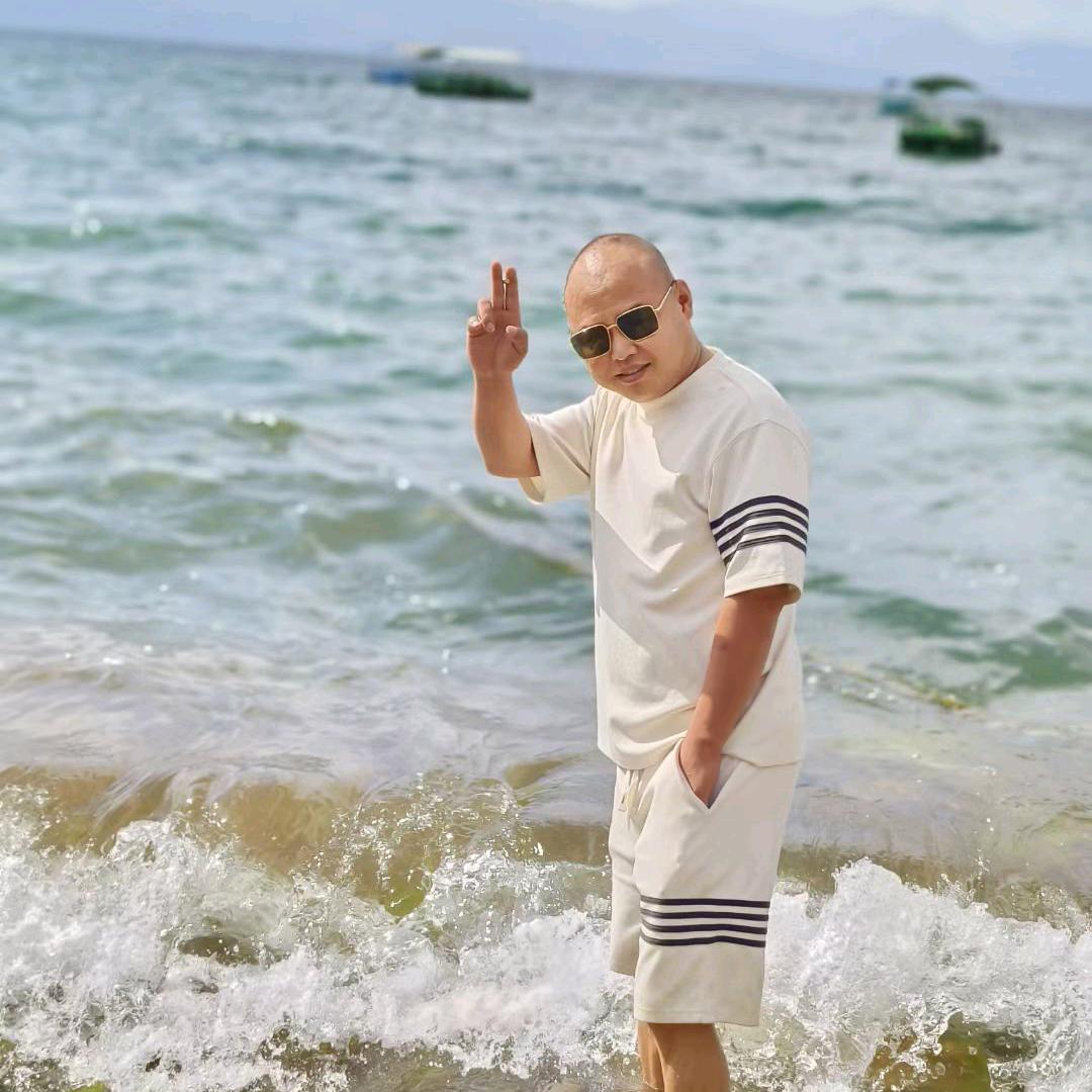 光头龙驾考（@手握风云🐲）