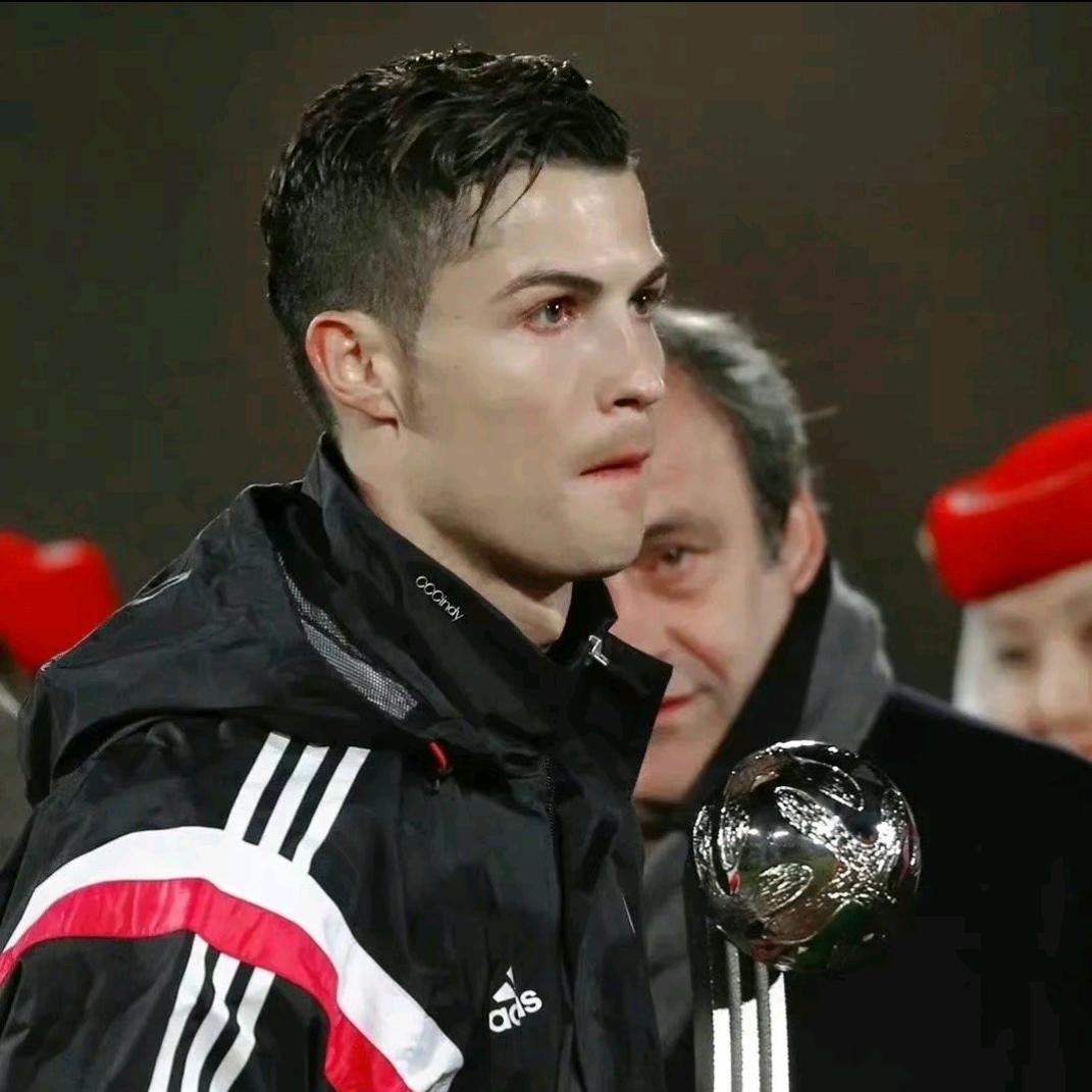 踩单车到克里斯💫