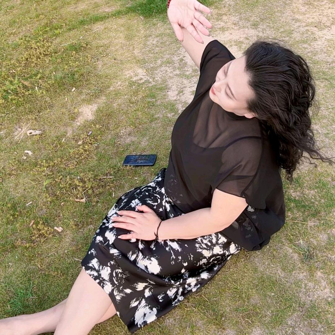 憨静静