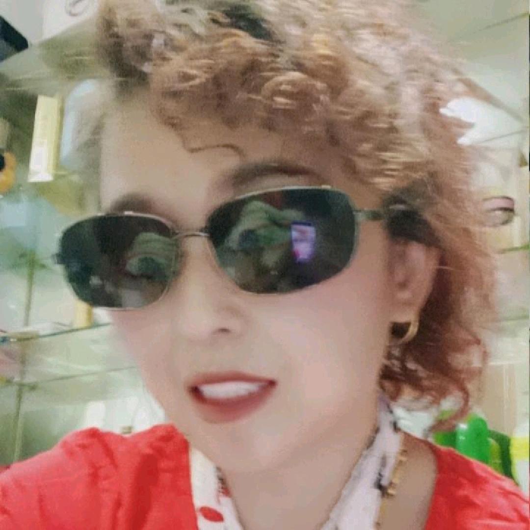 💖你1叶群每天早上7:30开。开播