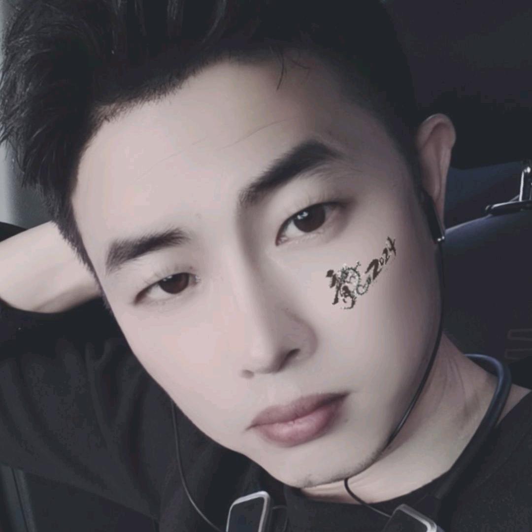 张凡@