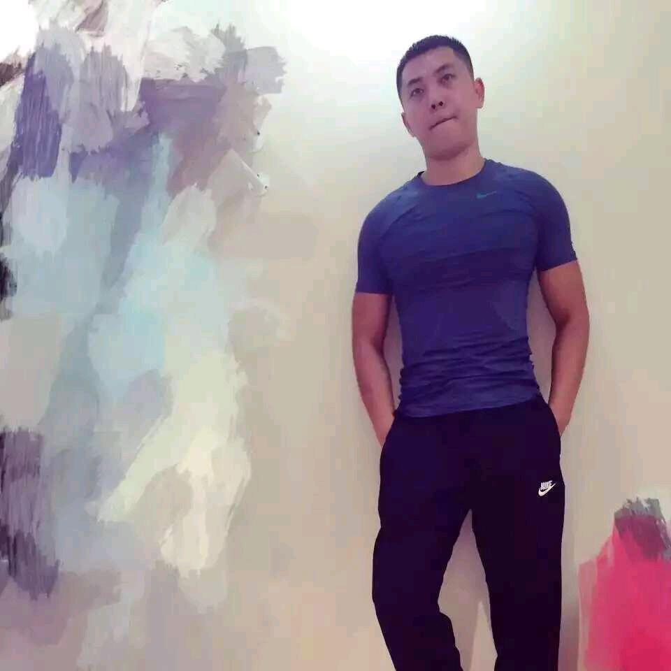 九9️⃣皓月当空