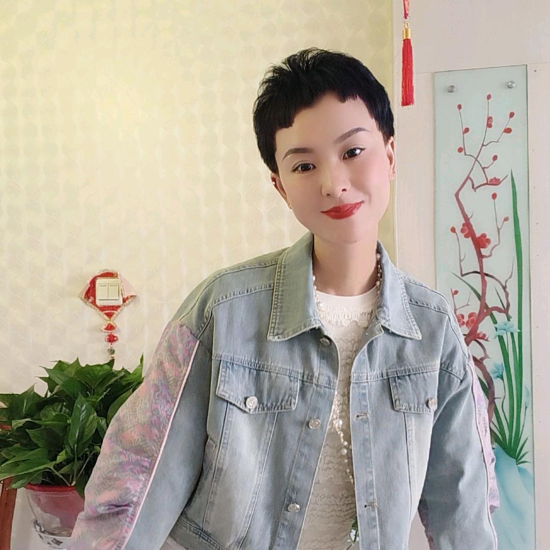 我是晶晶