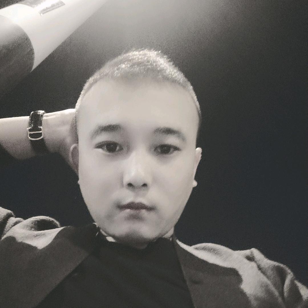 龍叔，陈家6号排档