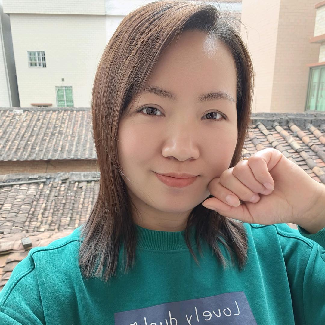 阿 姣