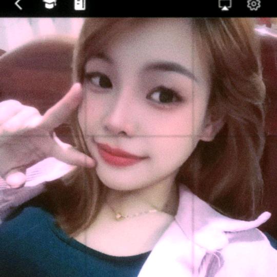 一叶o(^o^)o知秋🍁