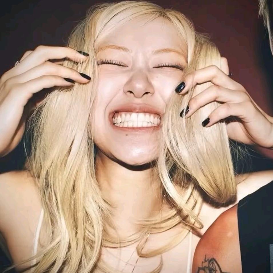 ￴  ￴￴￴ ￴￴ ￴ ￴