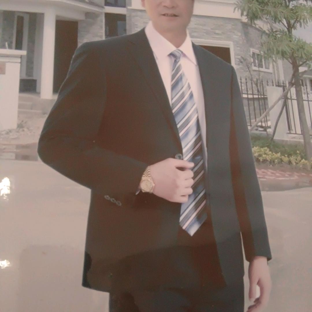 龙礼贵