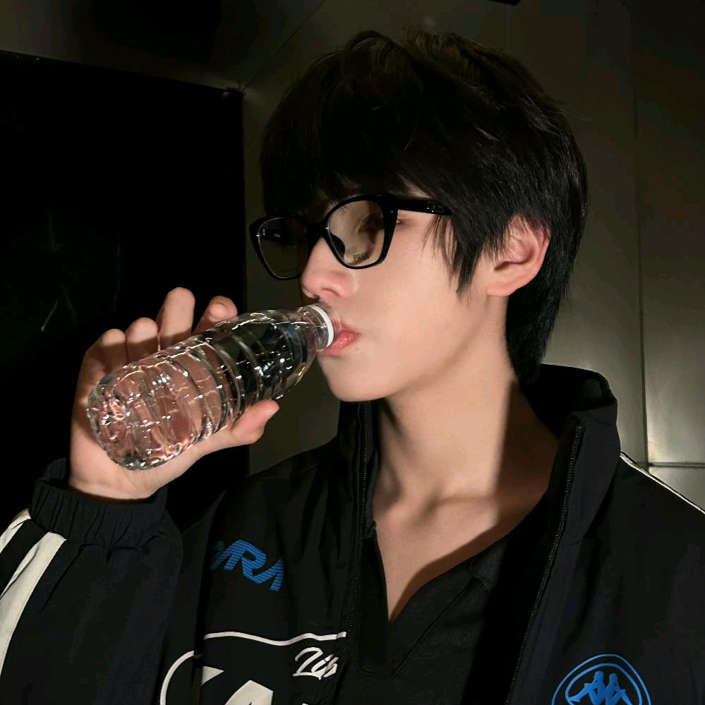 ₍˄ ₗ   ̫ ₗ ˄₎੭ﾞ