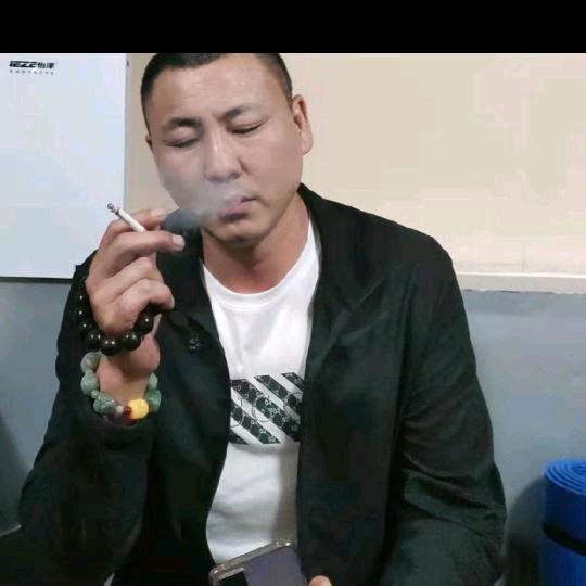 一见你我就笑