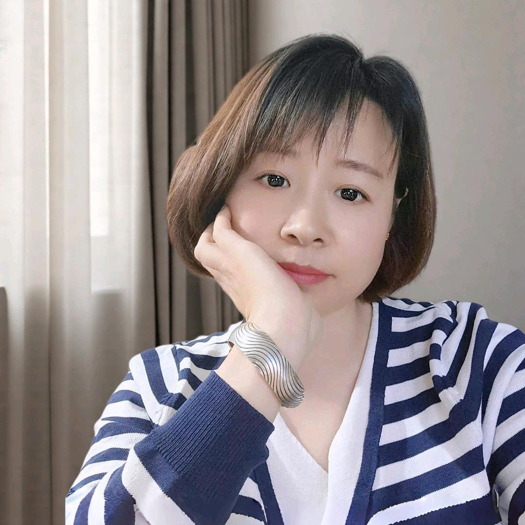 我是小梅吖