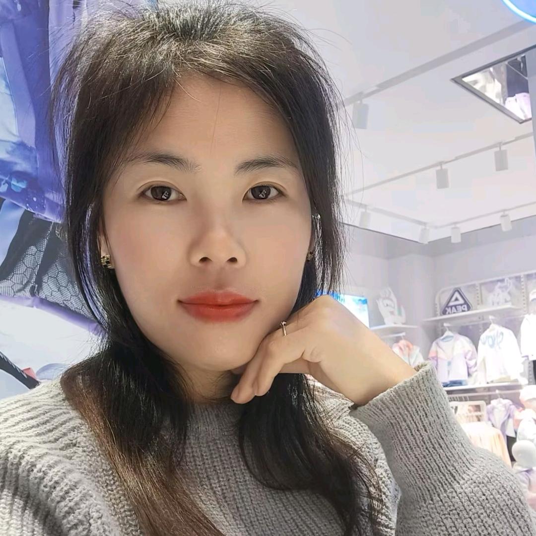 小兰妹（爱拍日常）