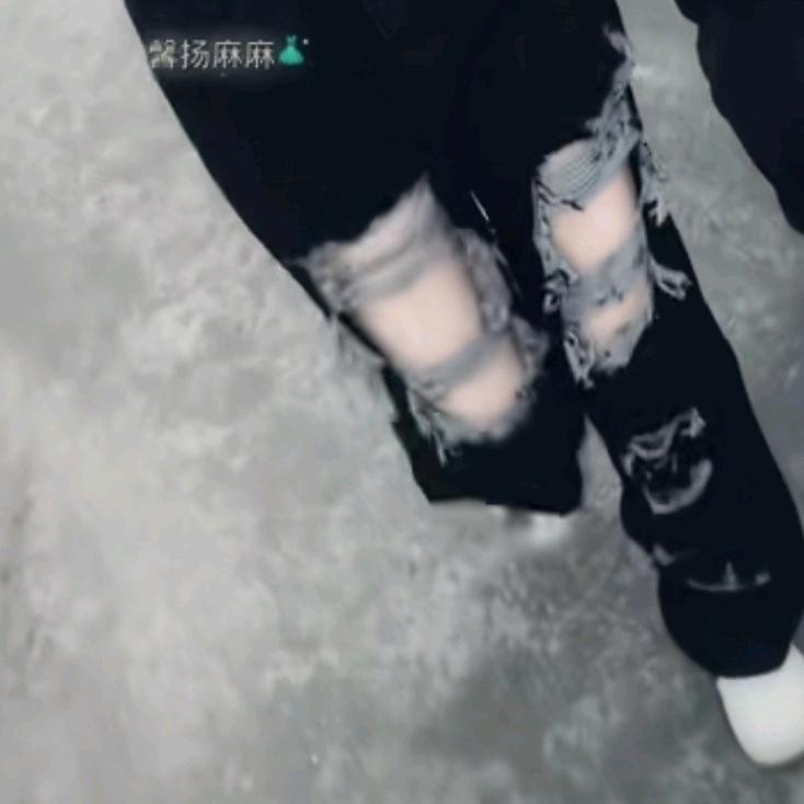 丫头(｡･ω･｡)ﾉ♡