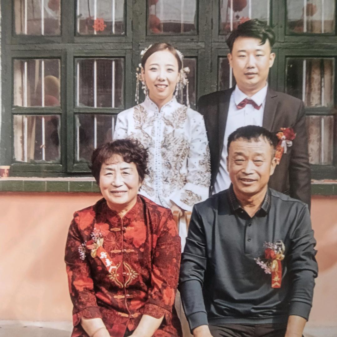滕世斌