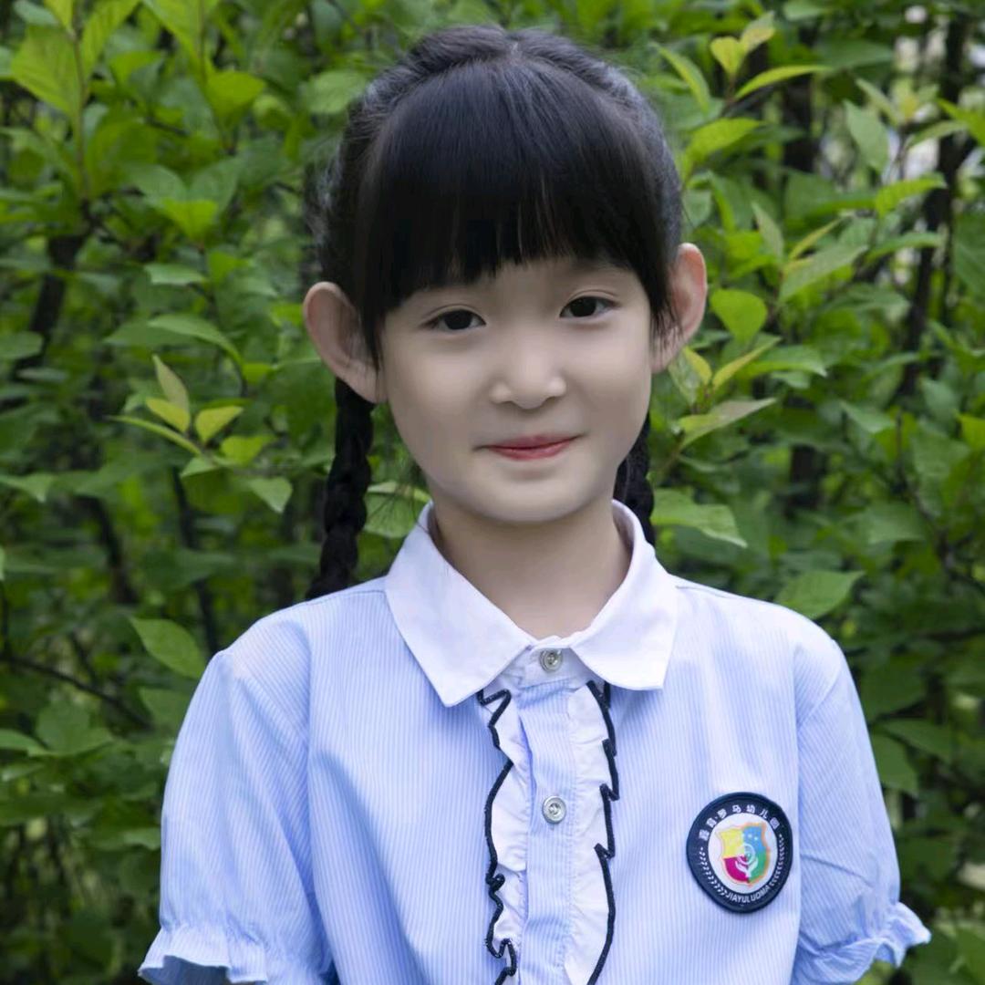 芸姐{66年的马}🌺🌺🌺