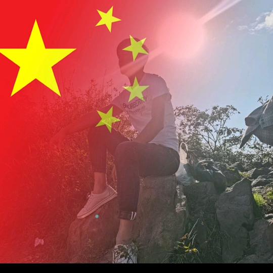 Z _ Q ²º²⁵（ººº）