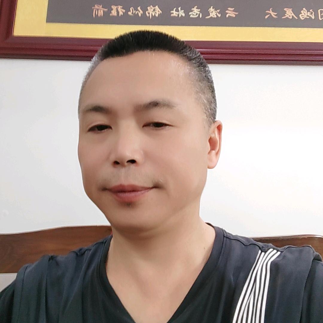 君怡衣柜，酒柜订制