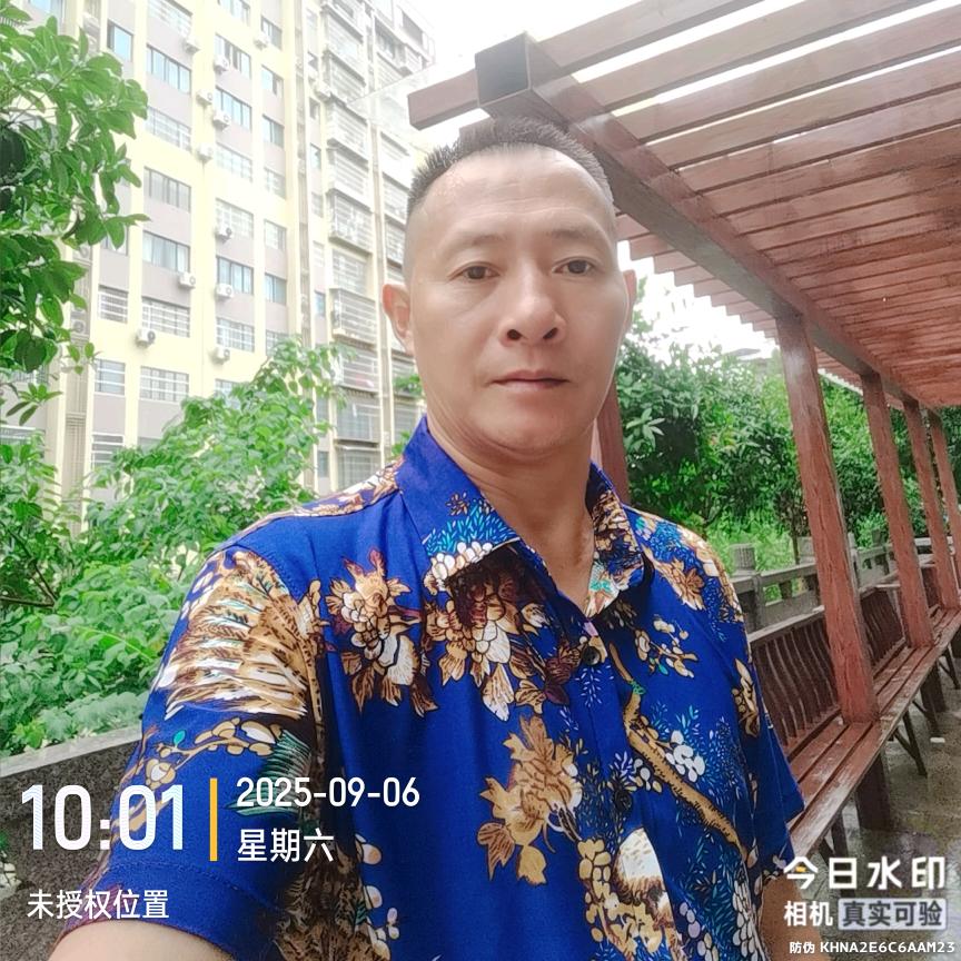 杨军