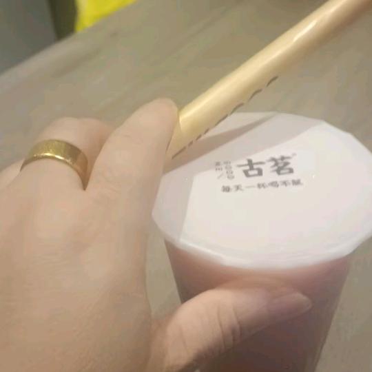 上官冷漠