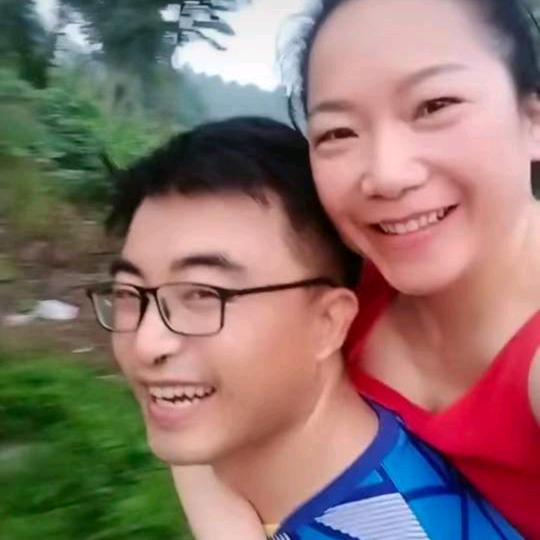 武店调脸找李姐