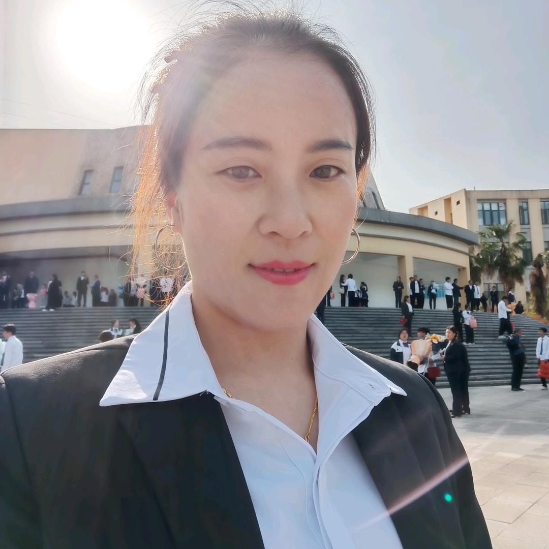 小蔚姐