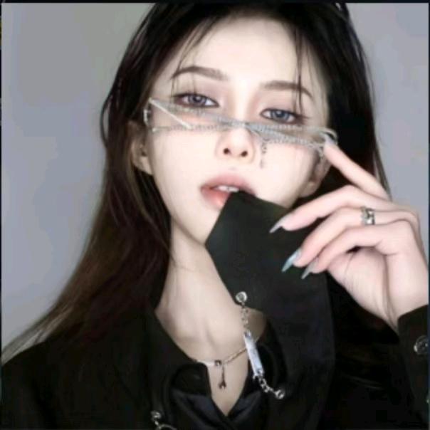 玥儿.●